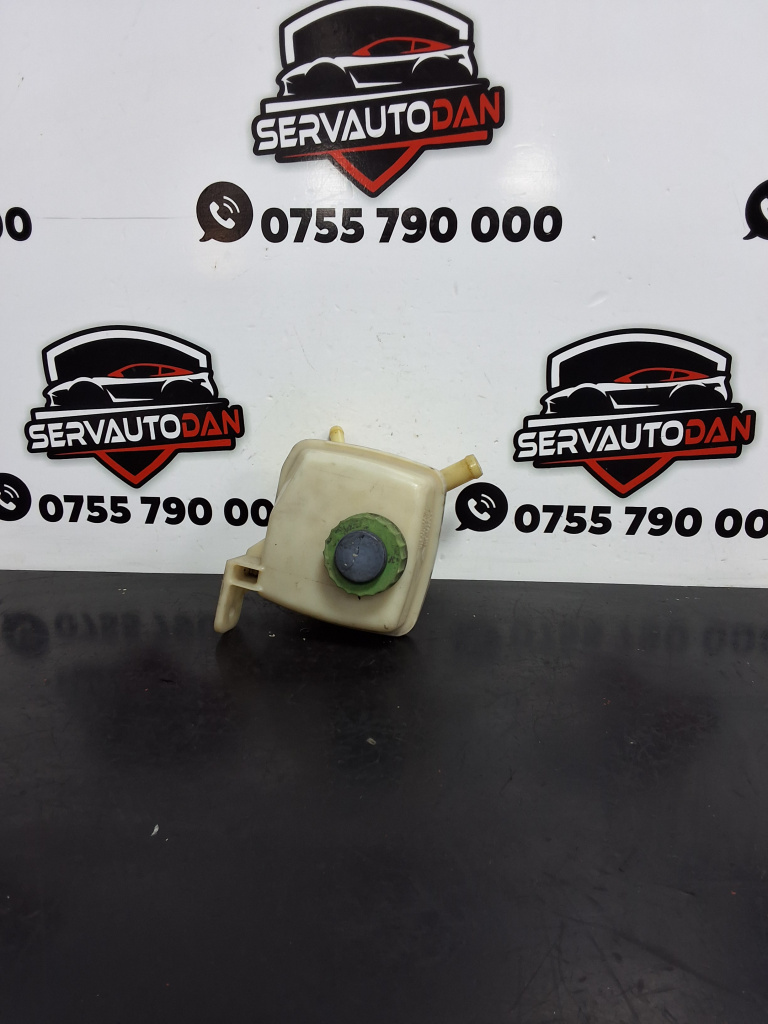 Bidonas servo Volkswagen Caddy 3 (2004-2010) 2.0 Motorina 2006, 2K0422371A