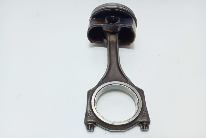 Biela 3.2 fsi Piston defect Audi A8 D3/4E [2th facelift] [2007 - 2010]
