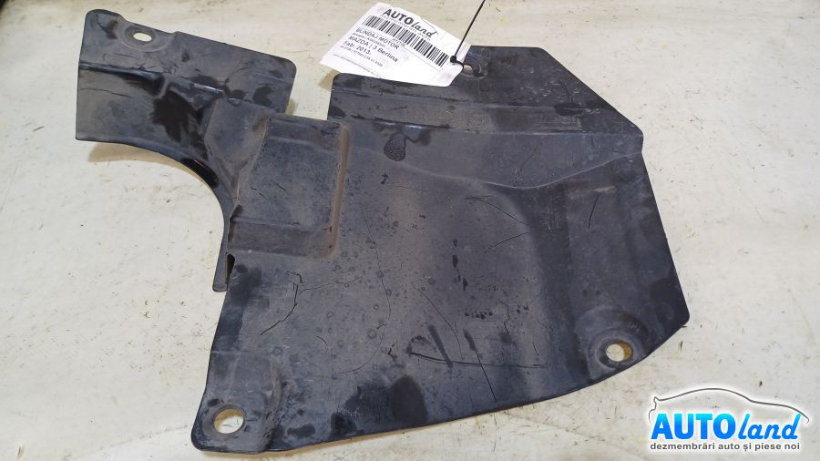 Blindaj Motor Kd5356341 Dreapta Mazda 3 Berlina 2013