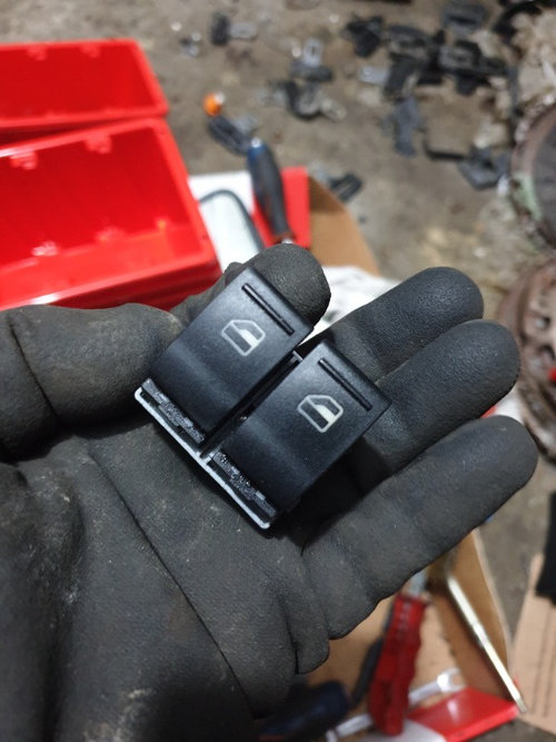 Bloc butoane geamuri electrice VW T5 Caravelle Transporter 2004-2010