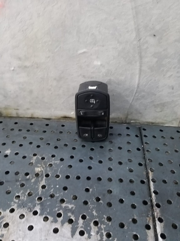 Bloc butoane geamuri oglinzi opel corsa e x10 13430017 315625731