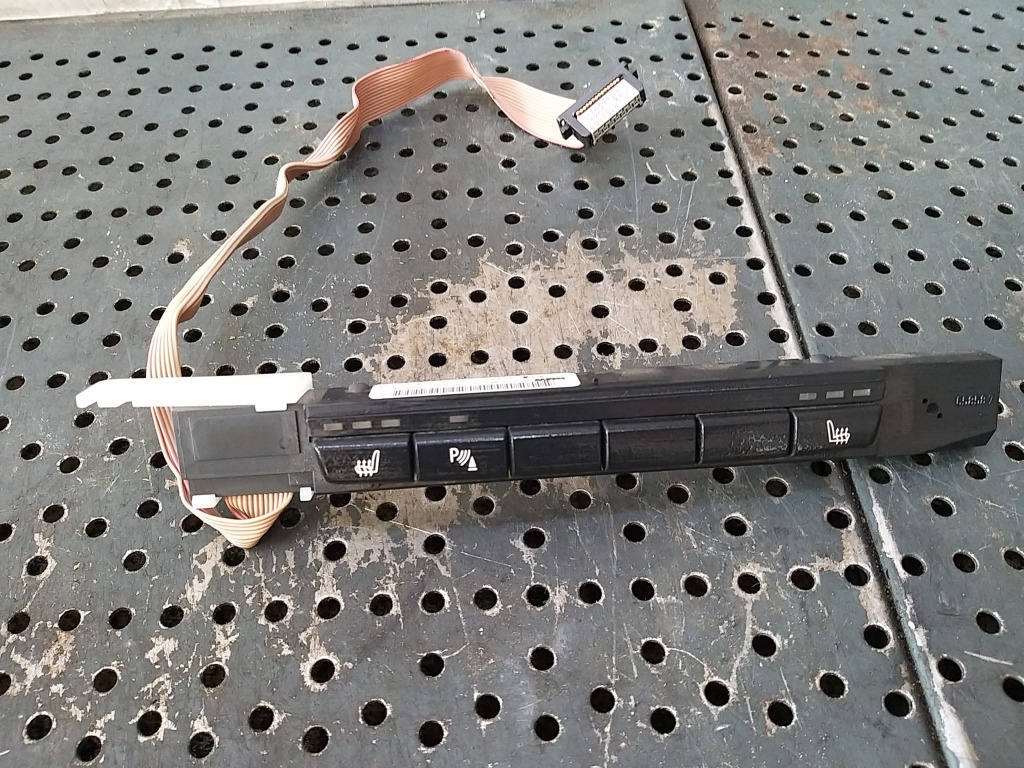 Bloc butoane incalzire scaune parcare bmw seria 3 e90 6131696259104 03743652