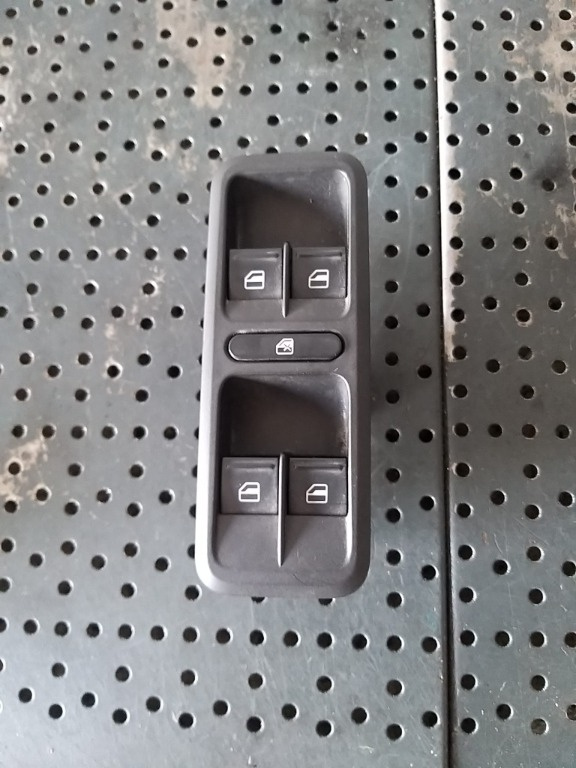 Bloc butoane stanga fata skoda yeti 5l 1z0959858b