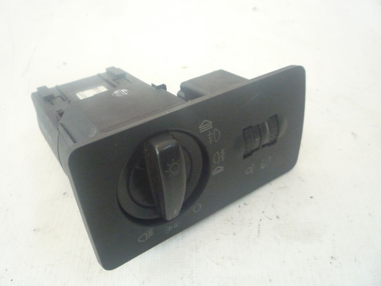 Bloc lumina in Bord Skoda Fabia 1 Cod 6Y