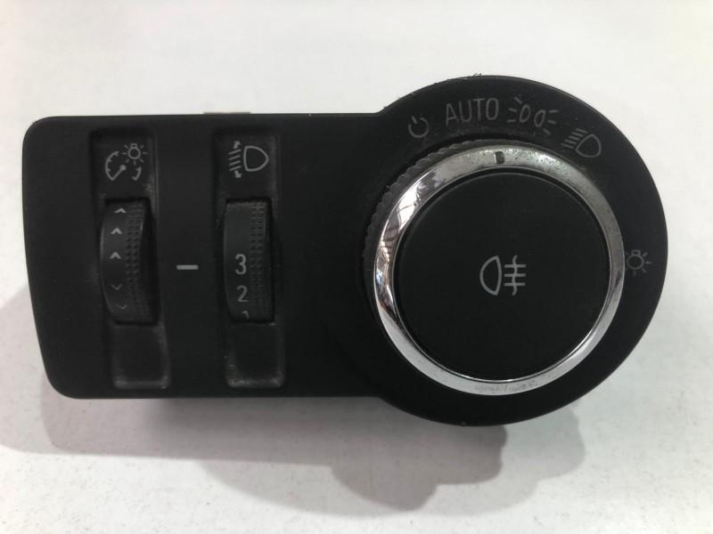 Bloc lumini 13268696 Opel Insignia A [2008 - 2014]