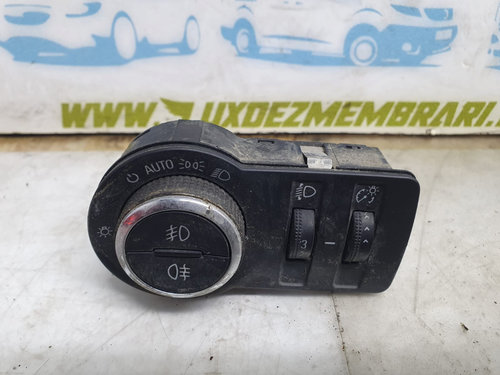 Bloc lumini 13268702 Opel Insignia A [2008 - 2014]