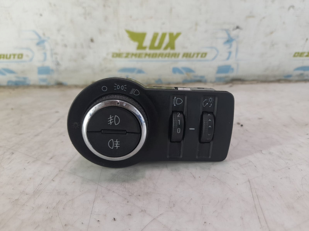 Bloc lumini 13268703 Opel Astra J [2009 - 2012] 1.7 cdti A17DTR