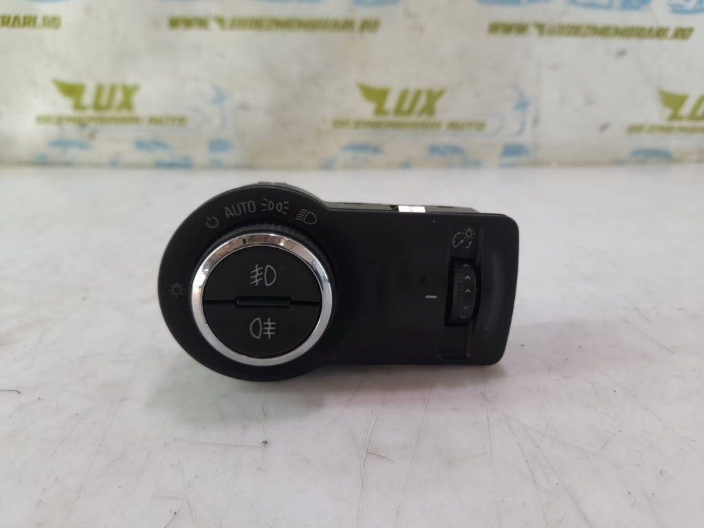 Bloc lumini 13268707 Opel Astra J [2009 - 2012] 1.7 cdti A17DTS