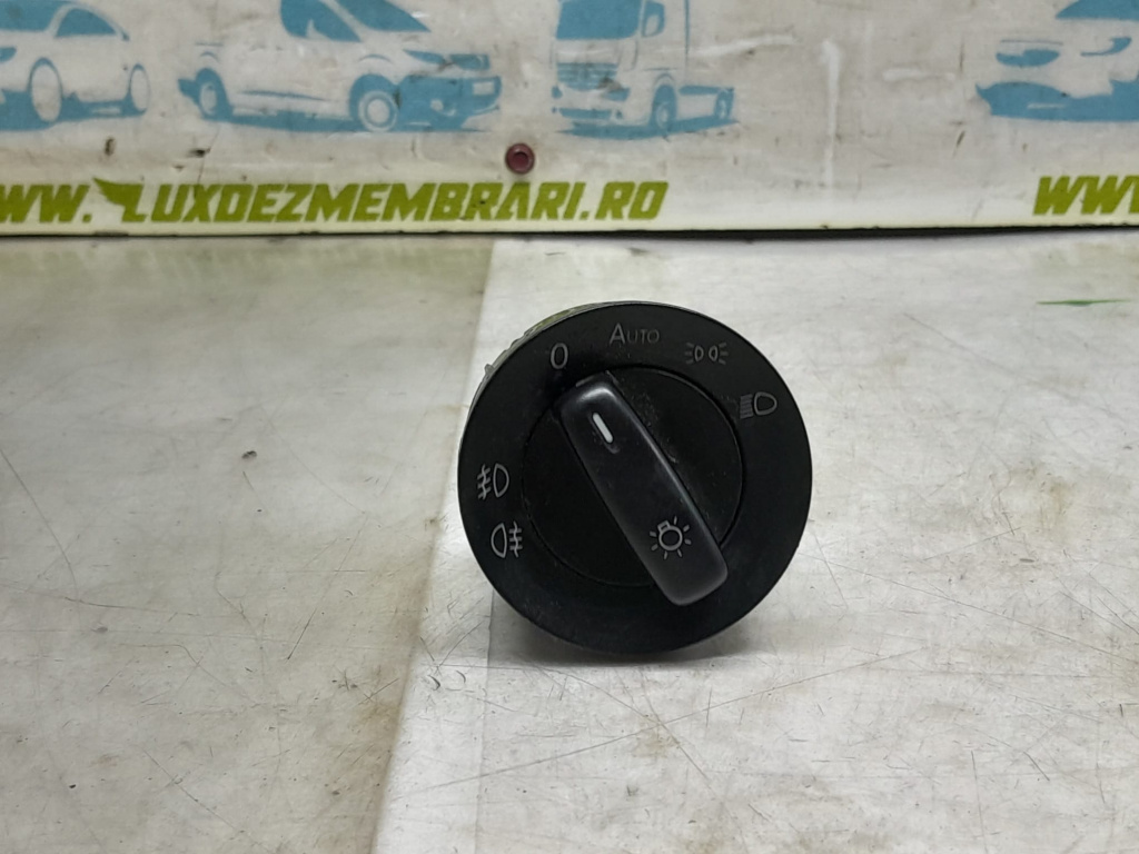 Bloc lumini 1k0941431as Volkswagen VW Touran [facelift] [2006 - 2010]