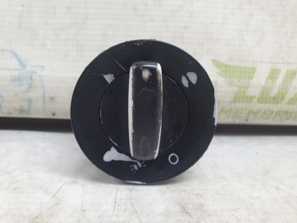 Bloc lumini 1k0941431b Volkswagen VW Golf 5 [2003 - 2009] 1.9 tdi BKC