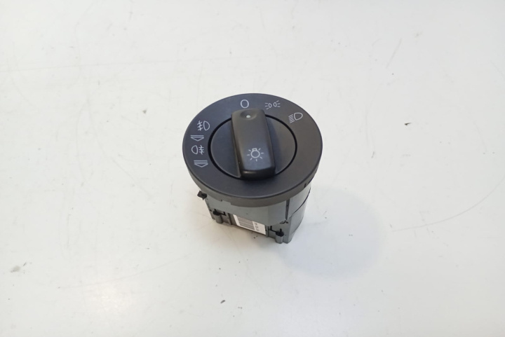 Bloc Lumini 8E0941531A Audi A4 B6 [2000 - 2005]