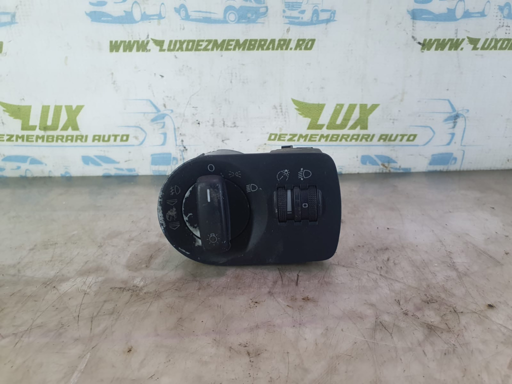 Bloc lumini 8p1941531q Audi A3 8P/8PA [facelift] [2004 - 2008] 2.0 tdi BMN