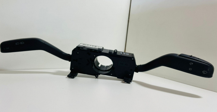 Bloc Lumini / Ansamblu manete 7H0 953 513 / 7H0953513 / 282.052 / 10016185 Volkswagen VW Transporter T5 [2003 - 2009]