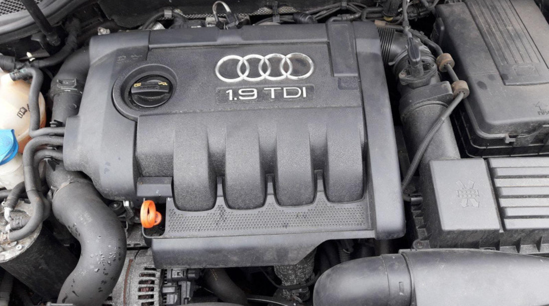 Bloc lumini Audi A3 8P 2008 hatchback 1.9