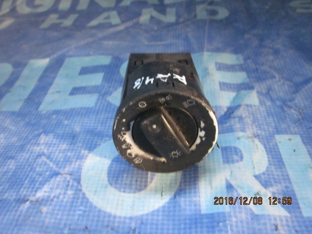 Bloc lumini Audi A4 ;8E0941531 (vopsea uzata)