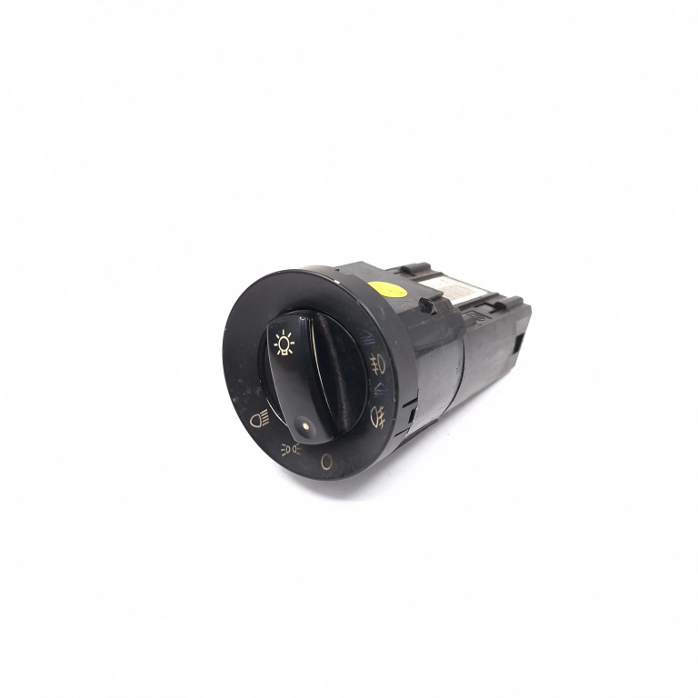 Bloc Lumini Audi A4 B7 (8E) 2004-2008 2.0 Tdi 16V Blb Motorina 8E0941531F, 01Dk0495 Lk