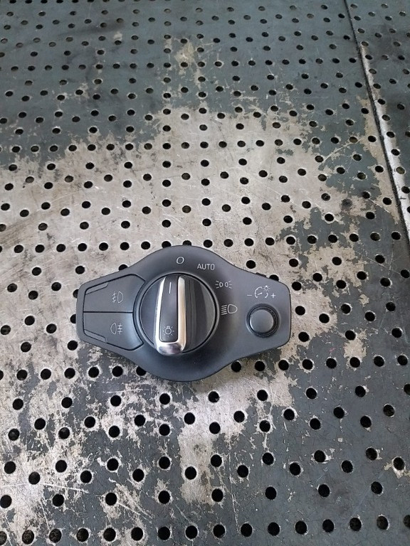 Bloc lumini audi a5 8t 8k0941531g