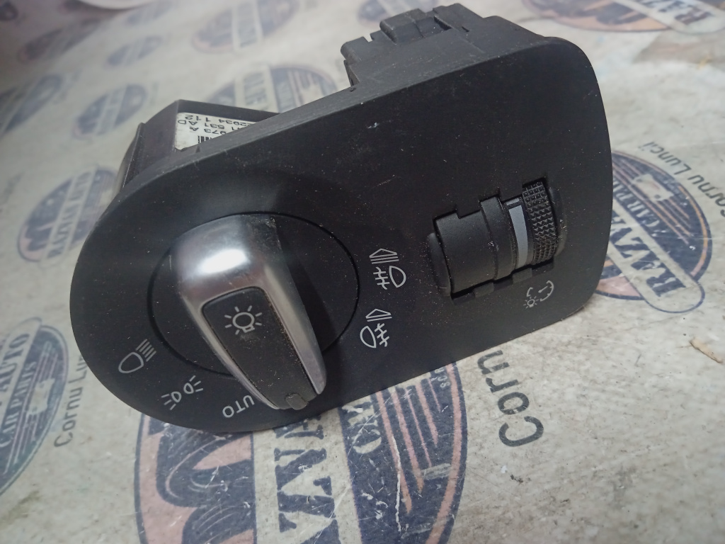 Bloc lumini Audi Q3 2013, 8P0919093