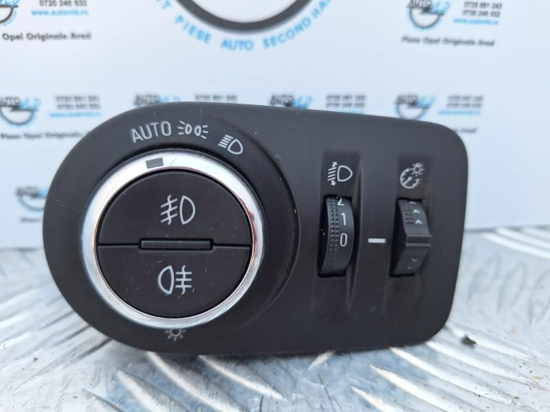 Bloc lumini AUTO Opel Astra K 2015-2019 39050757