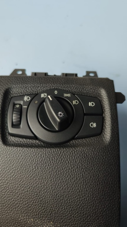 Bloc lumini BMW 116d seria 1 2.0 d , cod motor N47 , an 2011 cod 6932792