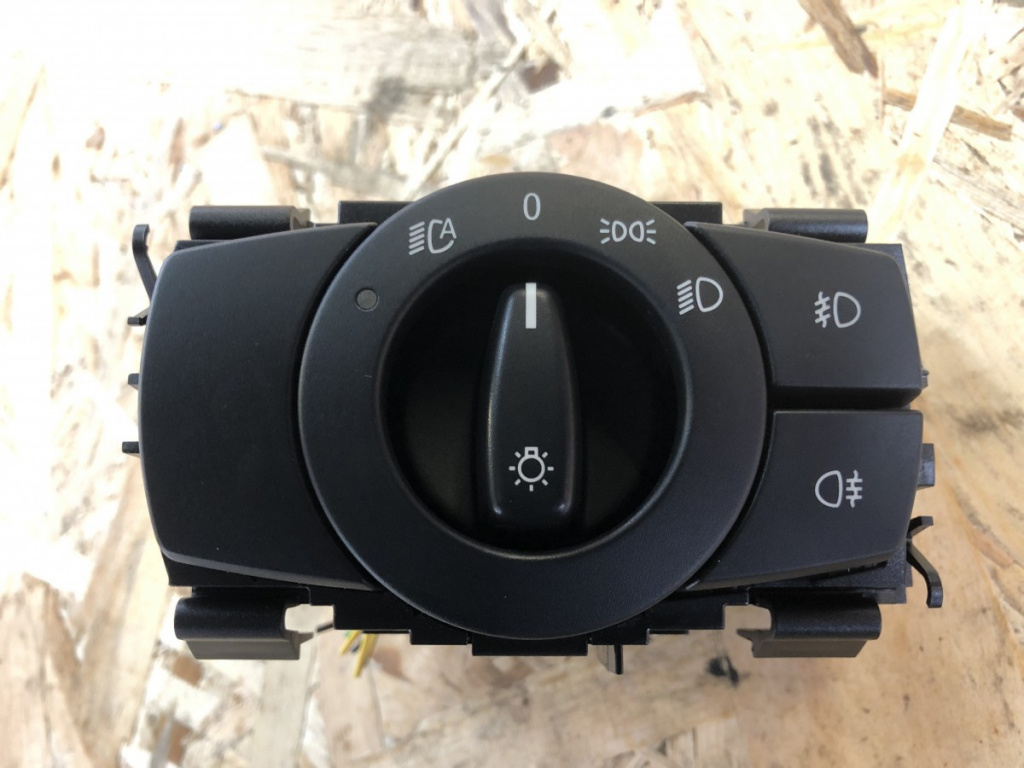 Bloc lumini BMW 118D M E87 sedan 2010 (6932796)