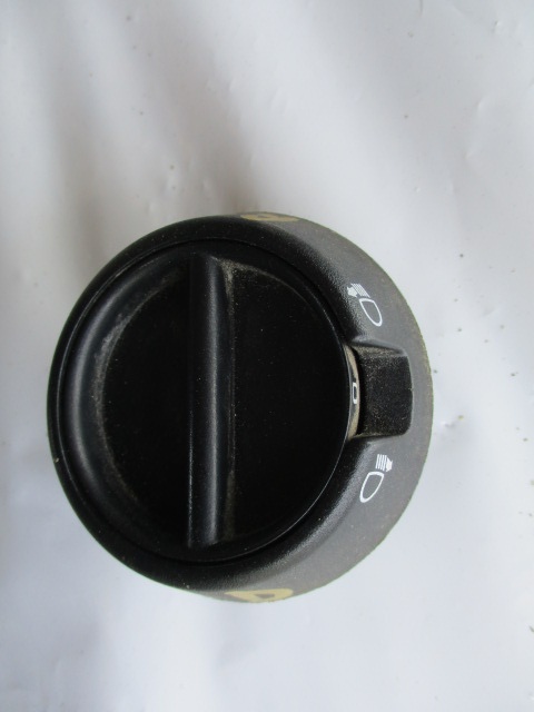 BLOC LUMINI / BUTON REGLAJ FARURI RENAULT KANGOO FAB. 1997 – 2007 ⭐⭐⭐⭐⭐
