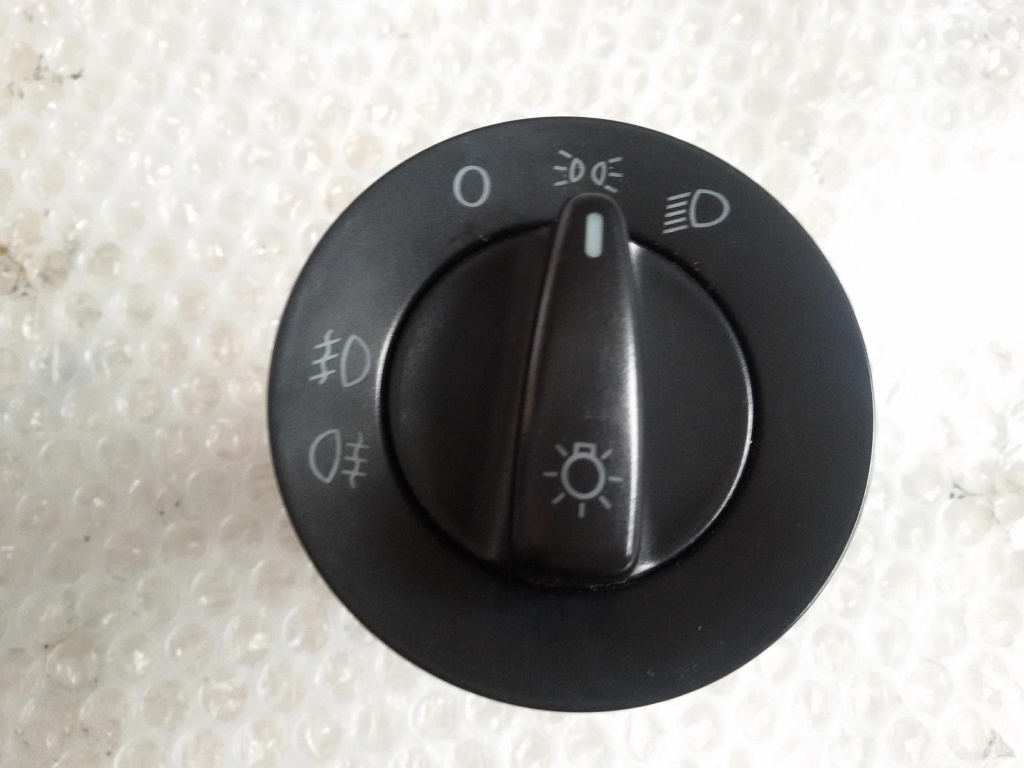 Bloc lumini ceata fata spate vw golf 4 passat 1c0941531a