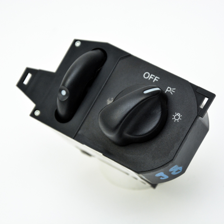 Bloc Lumini Chevrolet LUMINA Limuzina 1989 - 2001 Benzina 10098823