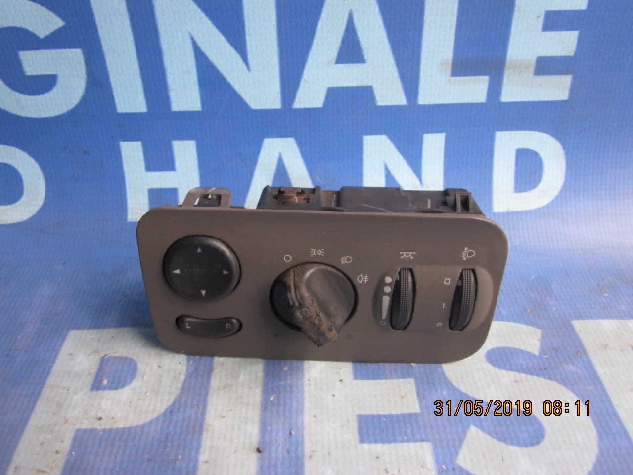 Bloc lumini Chrysler Voyager; 746746093.