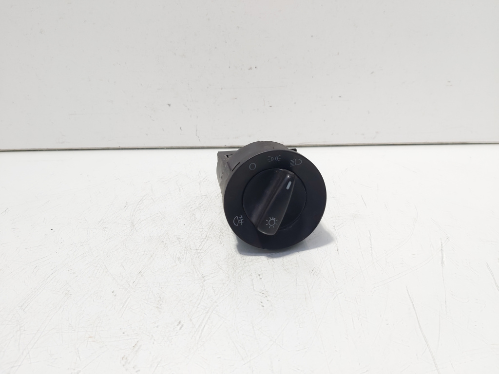 Bloc lumini, cod 1C0941531, Vw Golf 4 (1J1) (id:705402)