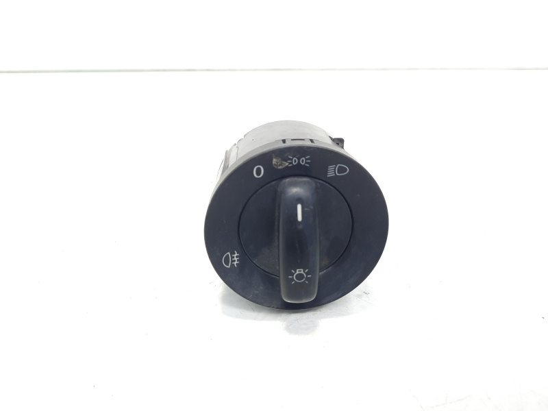 Bloc lumini, cod 1K0941431AH, VW Passat Variant (3C5) (id:593291)