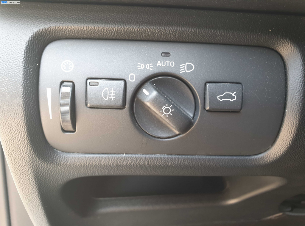 Bloc Lumini cu Functia Auto Volvo S40 2011 - 2016 [K7077]