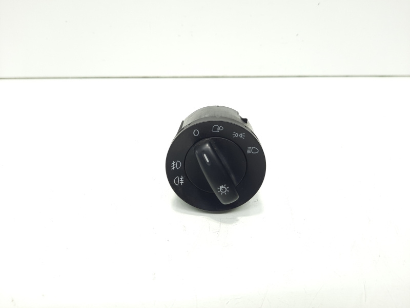 Bloc lumini cu functie auto si proiectoare, cod 1K0941431N, VW Passat Variant (3C5) (id:611075)