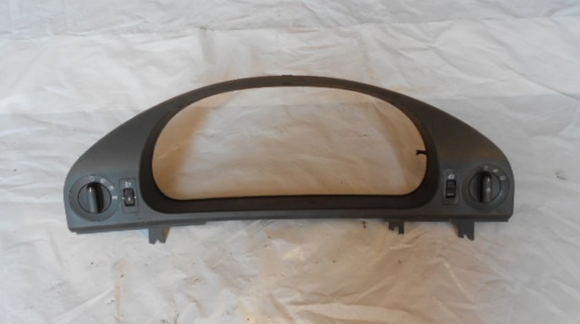 BLOC LUMINI CU GRILA BORD BMW SERIA 5 E39 FAB. 1995 – 2003