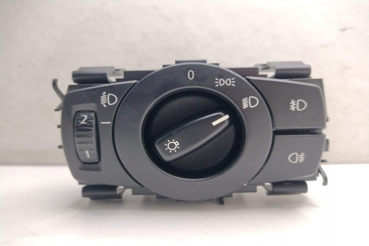 Bloc lumini cu proiectoare 6932794 03 / 30080110358469 BMW Seria 1 E81-E88 [2004 - 2007]