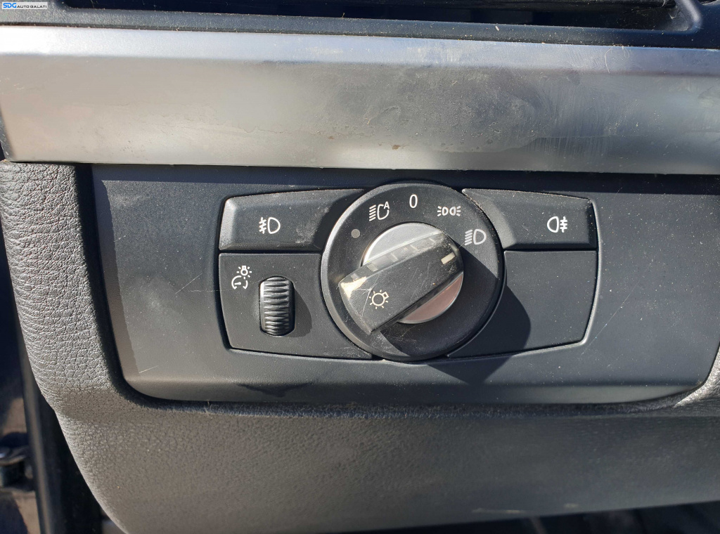 Bloc Lumini cu Proiectoare si Functia Auto BMW X5 E70 2006 - 2013 [K4915]