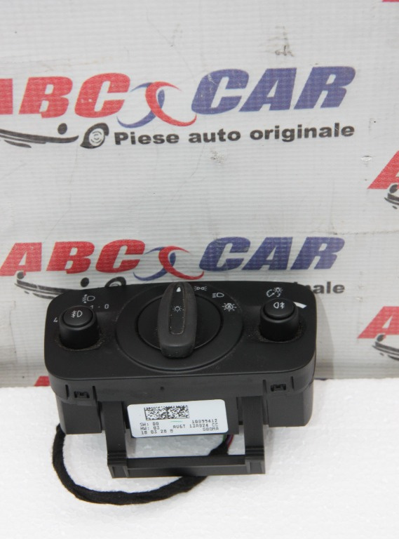 Bloc lumini Ford Focus 3 2012-2018 AV6T13A024CC