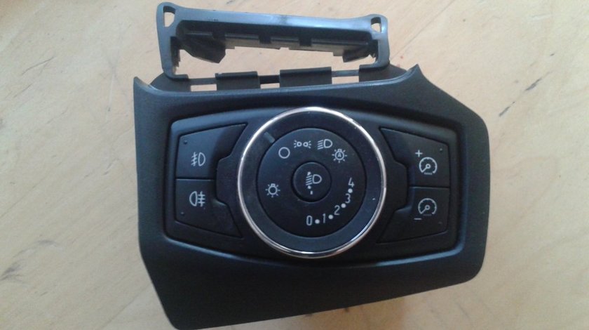 Bloc lumini Ford Focus 3 2012