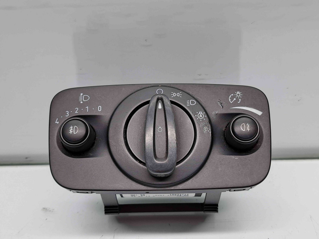Bloc lumini Ford Grand C-Max (CB7) [Fabr 2010-2015] AV6T-13A024-CC