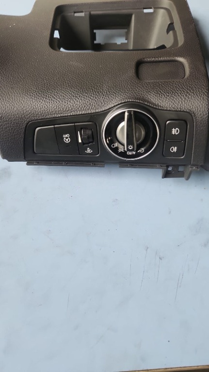 Bloc lumini Hyundai I40 1.7 CRDI D4FD 2012 Cod : 93300-3Z150