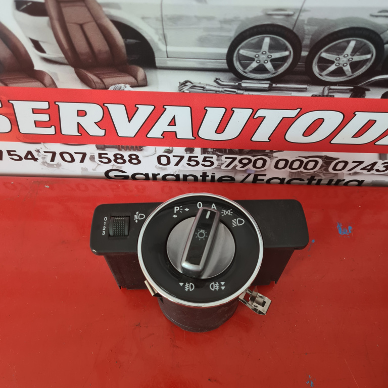 Bloc lumini Mercedes-Benz C-Class (2007->) [W204] 2.2 Motorina 2012, A2045453004