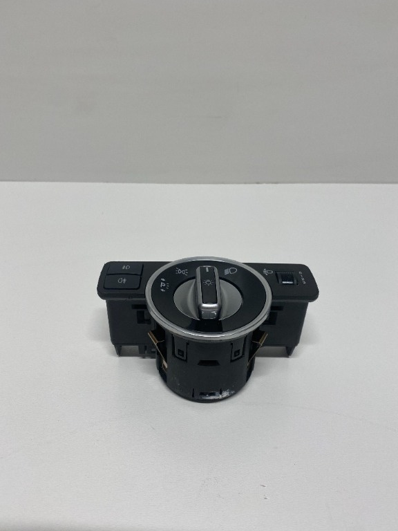 Bloc lumini Mercedes C Class W204 A2049053003