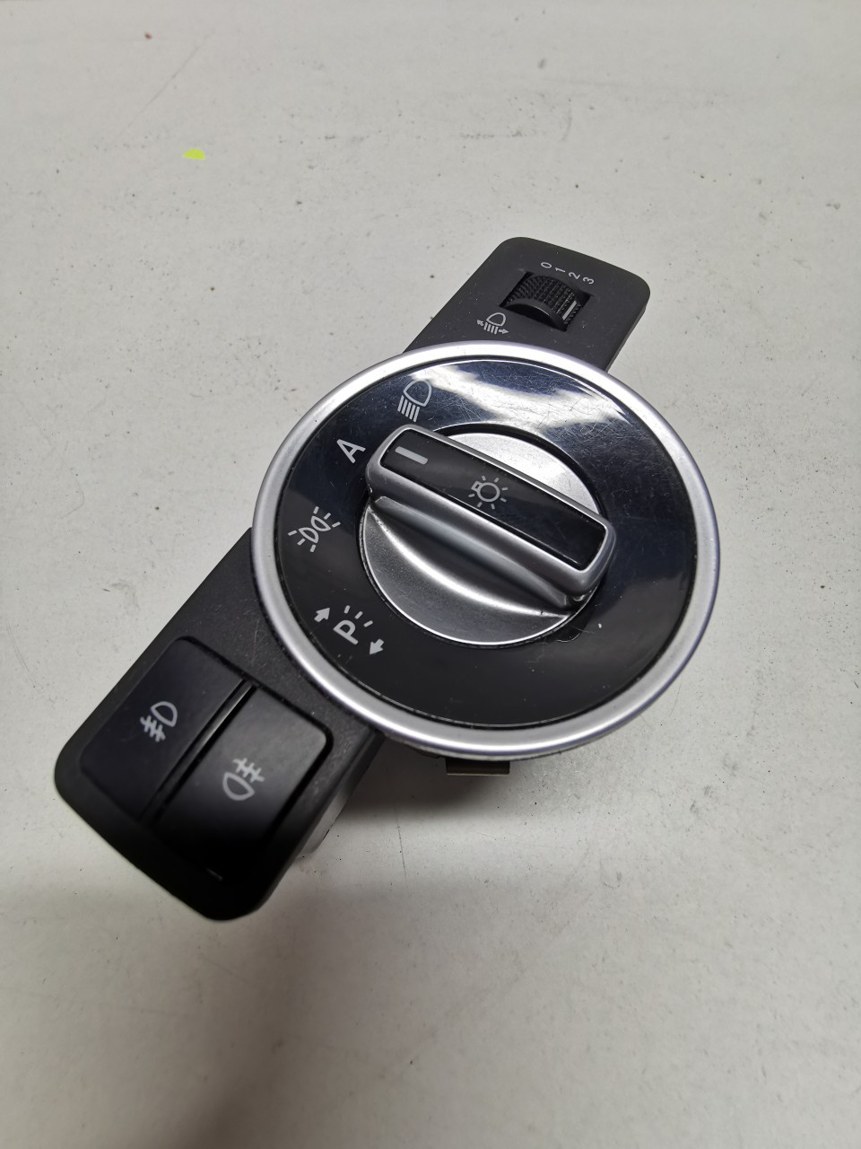 Bloc lumini Mercedes C-class W204 A2049058002 comutator faruri