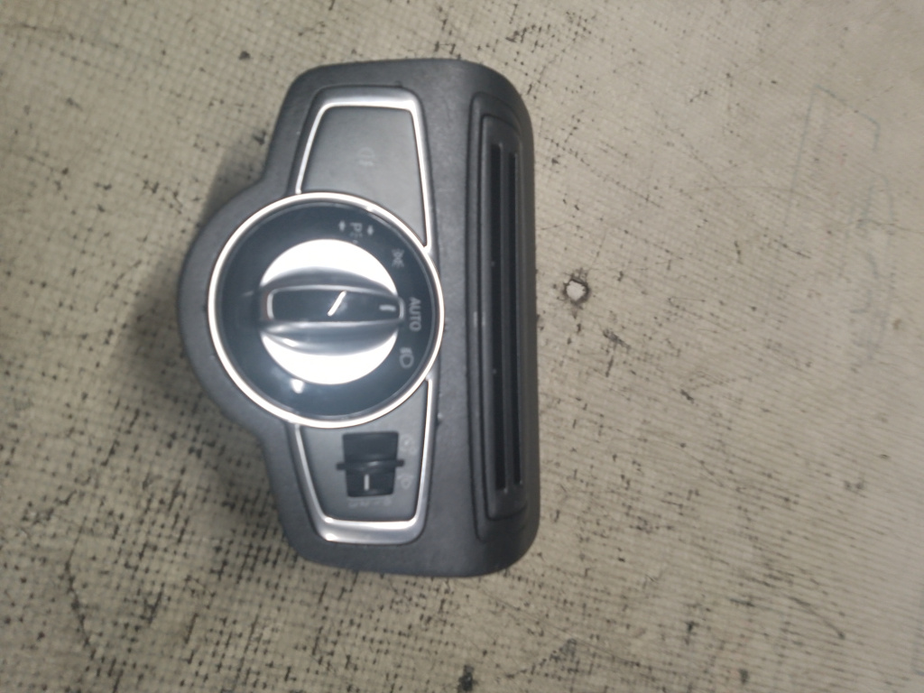 Bloc lumini Mercedes C Class W205 Motorina 2015, A2059056000