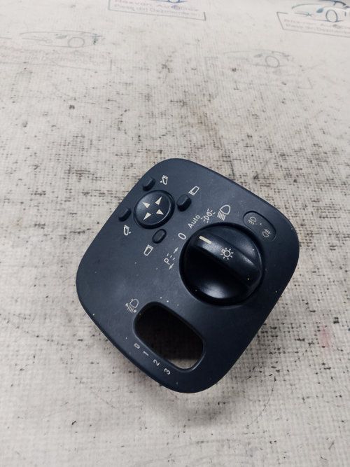 Bloc lumini Mercedes C220 2006, A2035451204