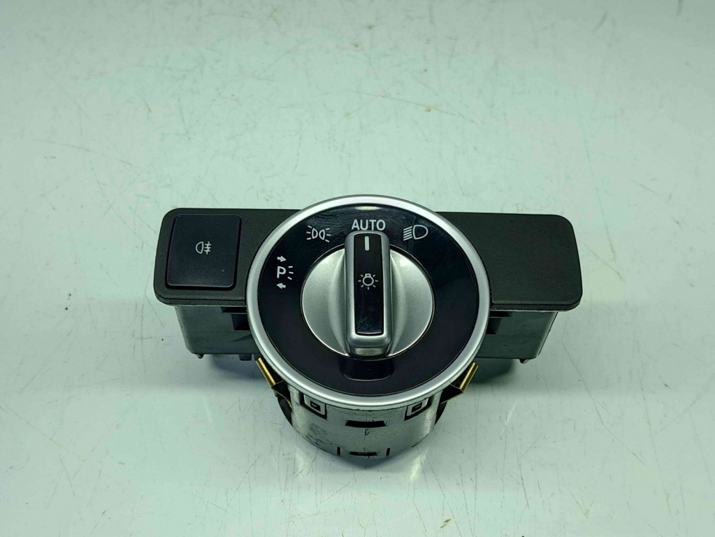 Bloc lumini Mercedes Clasa E (W212) [Fabr 2009-2016] A2129050551