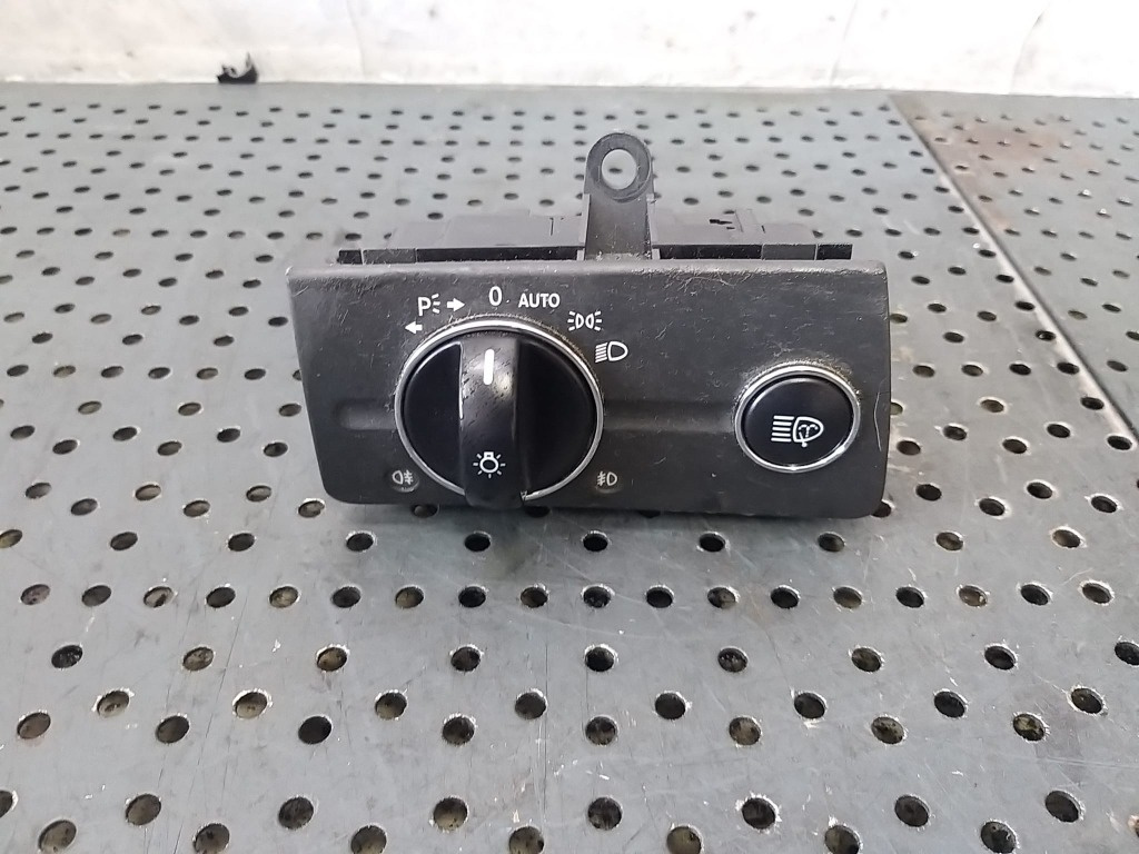 Bloc lumini mercedes e class w211 2115450104