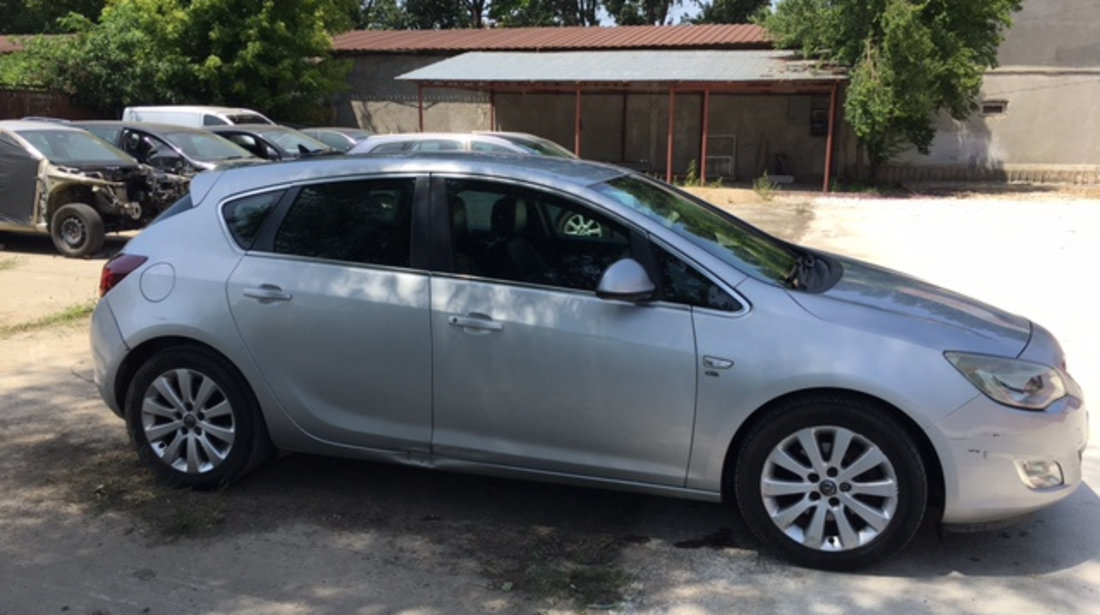 Bloc lumini Opel Astra J 2011 HATCHBACK 1.7 CDTI