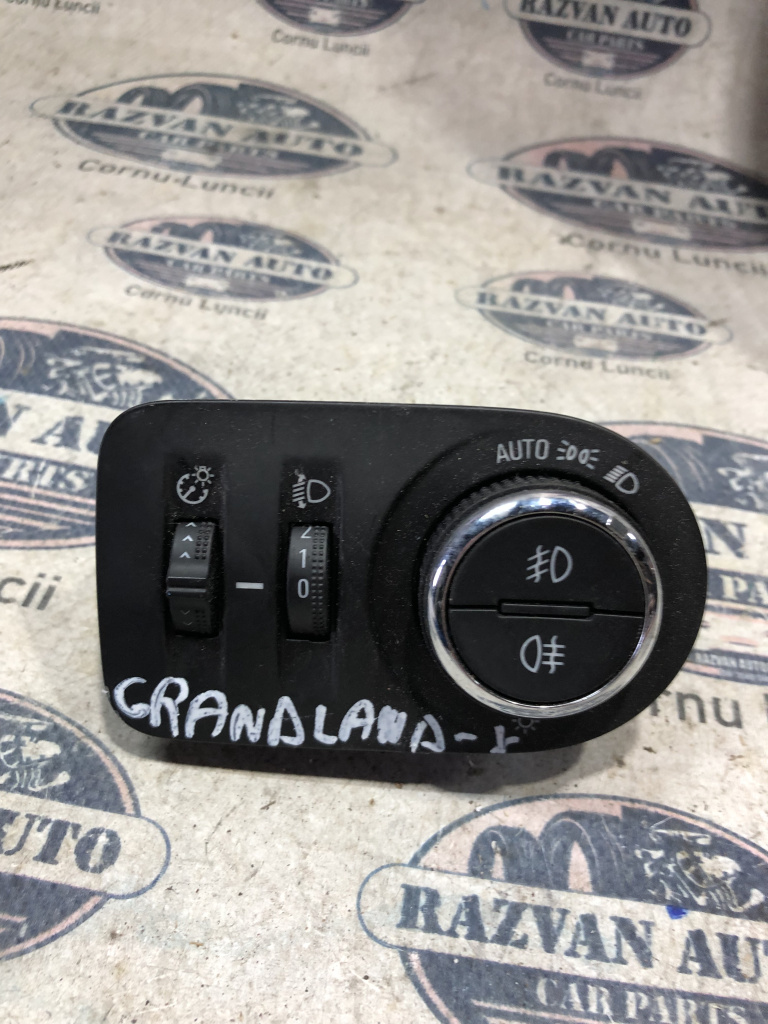 Bloc lumini Opel Grandland X 2018, 39085926