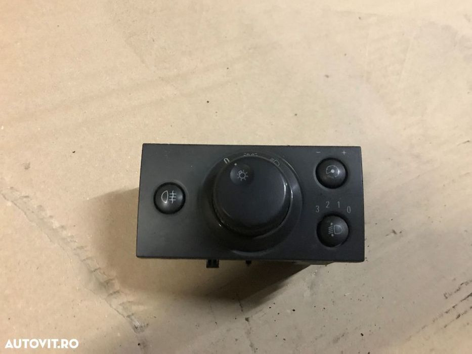 Bloc lumini Opel Meriva 2004-2010.